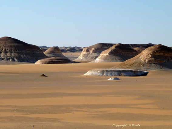 Egypte-desert-blanc-agabat-paysage